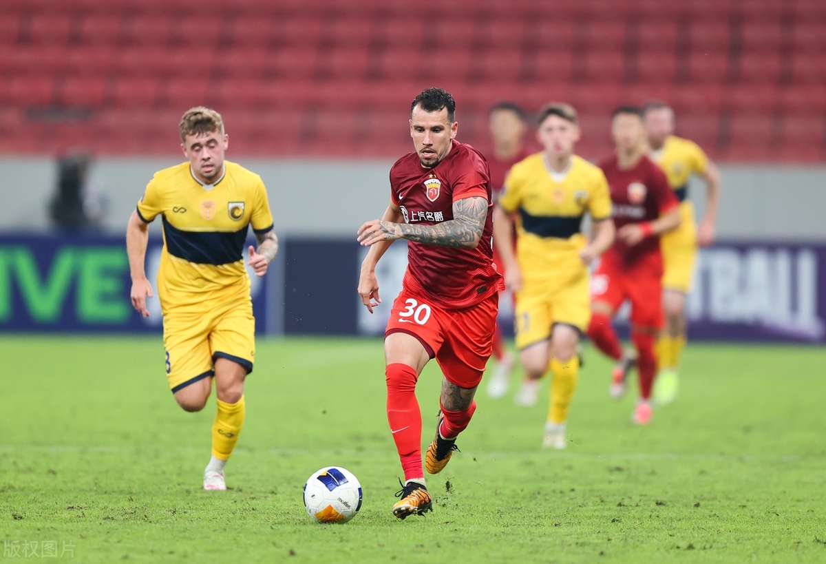 包含赛地聚焦——意大利杯国际比赛日热度飙升,上海海港内部沟通,压力陡增,年轻球员得到机会的词条 包含赛地聚焦——意大利杯国际比赛日热度飙升,上海海港内部沟通,压力陡增,年轻球员得到机会的词条