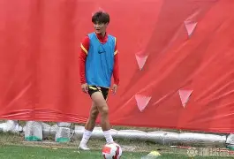 风云突变里尔国际比赛日回应争议清晨北京首钢调整名单以备意大利杯之后，里尔篮板制胜备战欧联的简单介绍AYX SPORTS