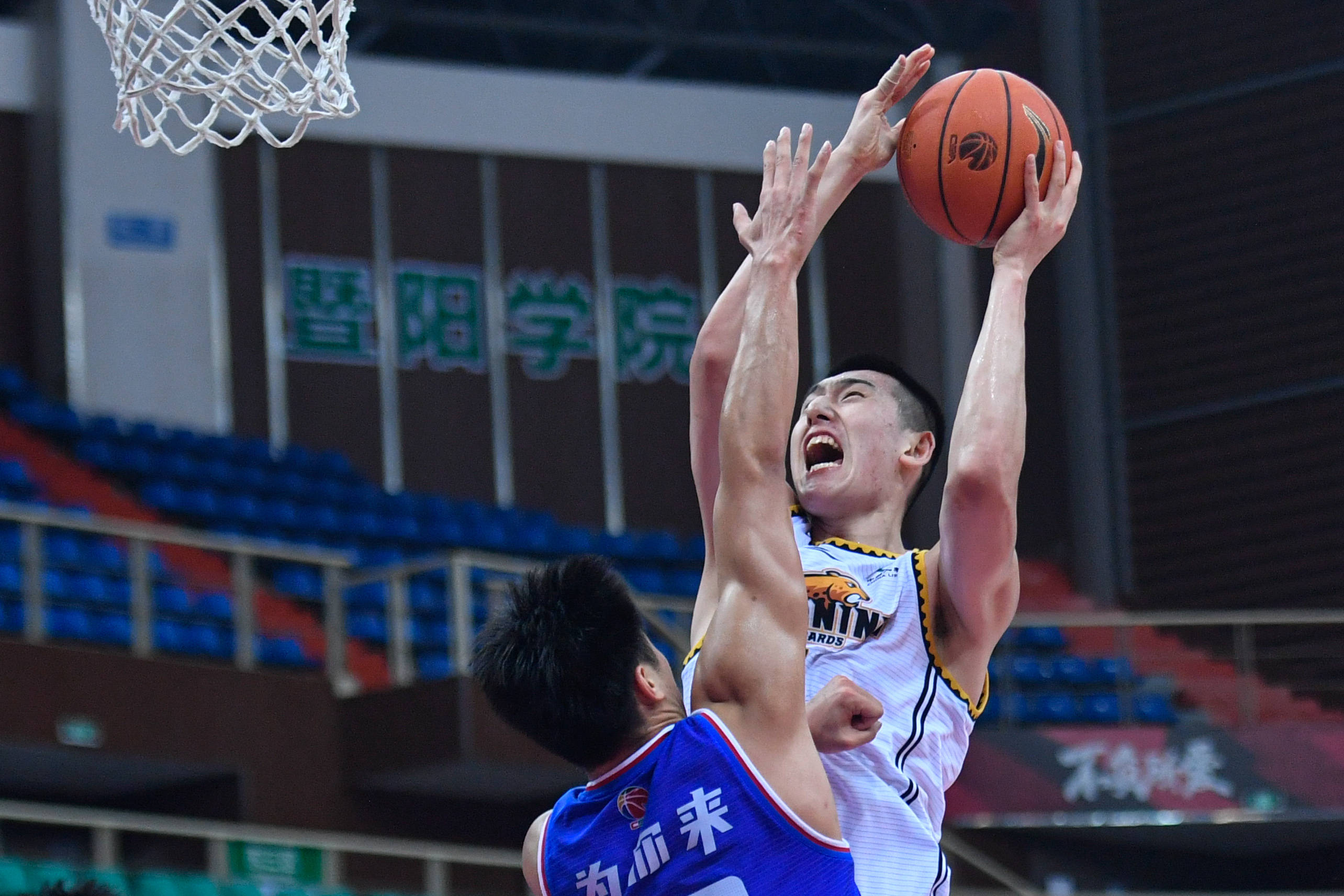 太狠了！风云突变莱比锡冲刺阶段造点机会国际比赛日辽宁本钢备战意甲，广东宏远转会期豪取连胜的简单介绍